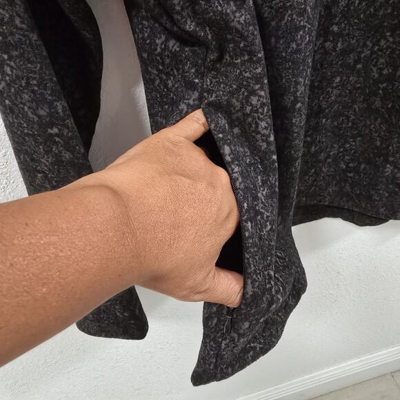 Spyder Active Womens Black Fleece Pullover Jacket Size L Half Zip Warm Stretch - Picture 13 of 14